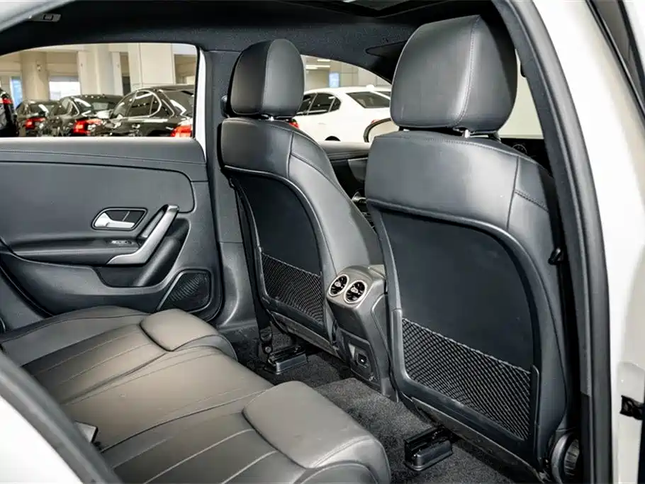 Mercedes-Benz A-Class 2024 — фото 22