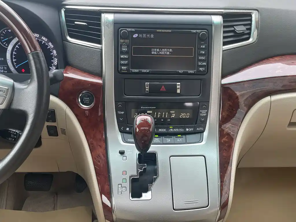 Toyota Alphard 2011 — фото 14