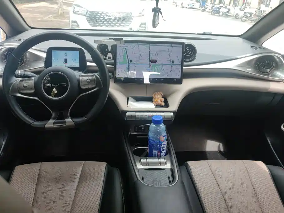 BYD Dolphin 2023 — фото 12