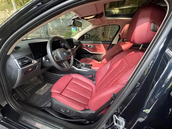 BMW i3 2023