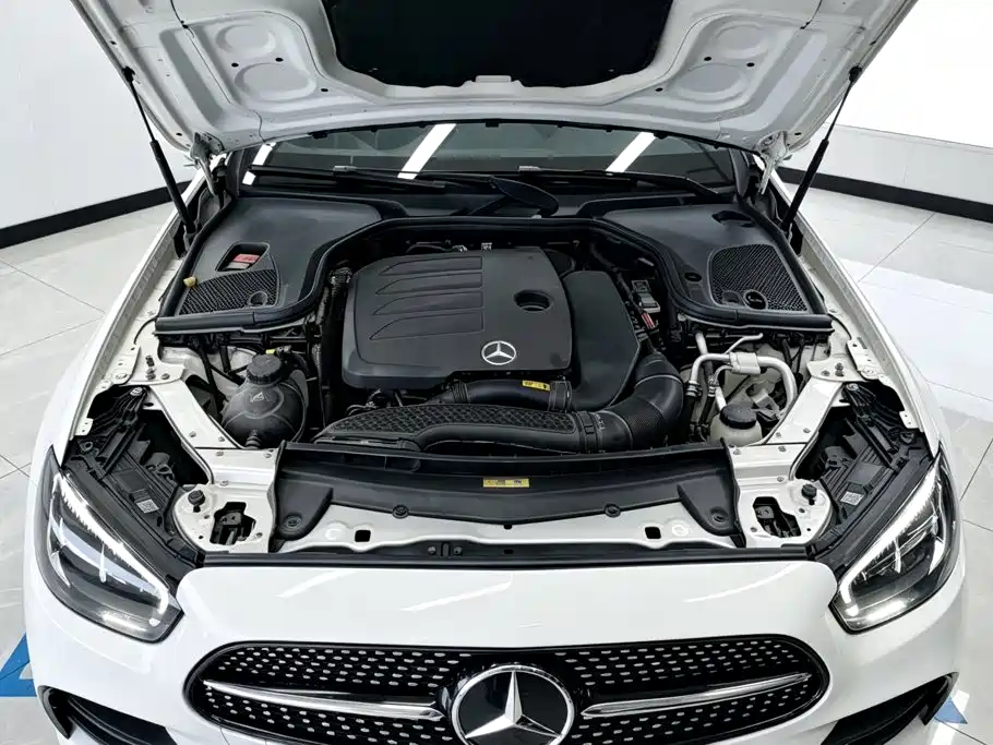 Mercedes-Benz E-Class 2021 — фото 10