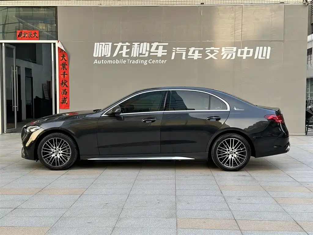 Mercedes-Benz C-Class 2023 — фото 21