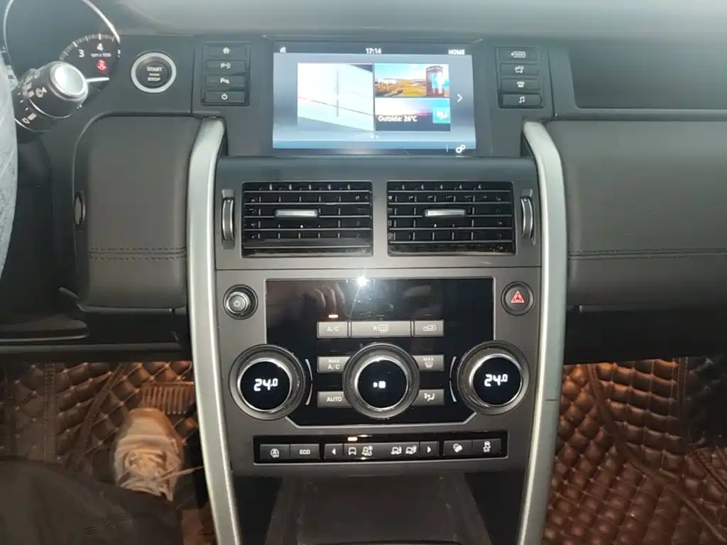 Land Rover Discovery Sport 2018 — фото 13