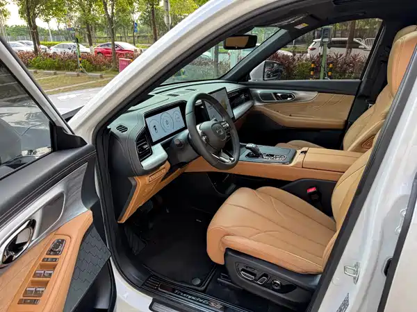 GAC Trumpchi ES9 2025