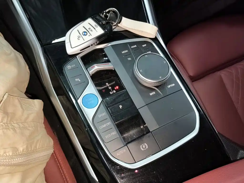 BMW i3 2024 — фото 14