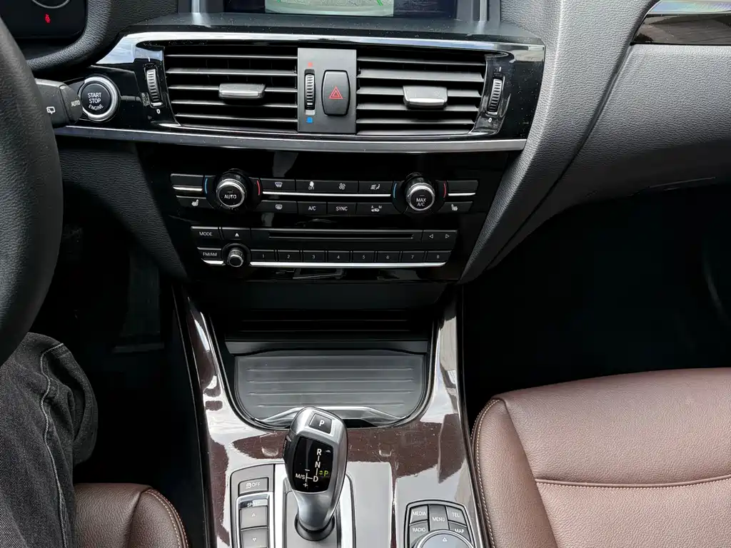BMW X3 2014 — фото 13