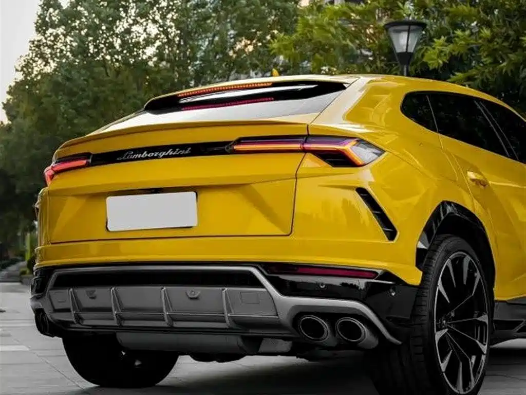 Lamborghini Urus 2019 — фото 10