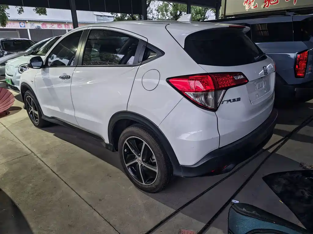 Honda Vezel 2021 — фото 13