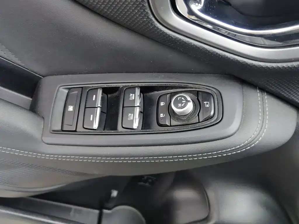 Subaru Forester 2019 — фото 9