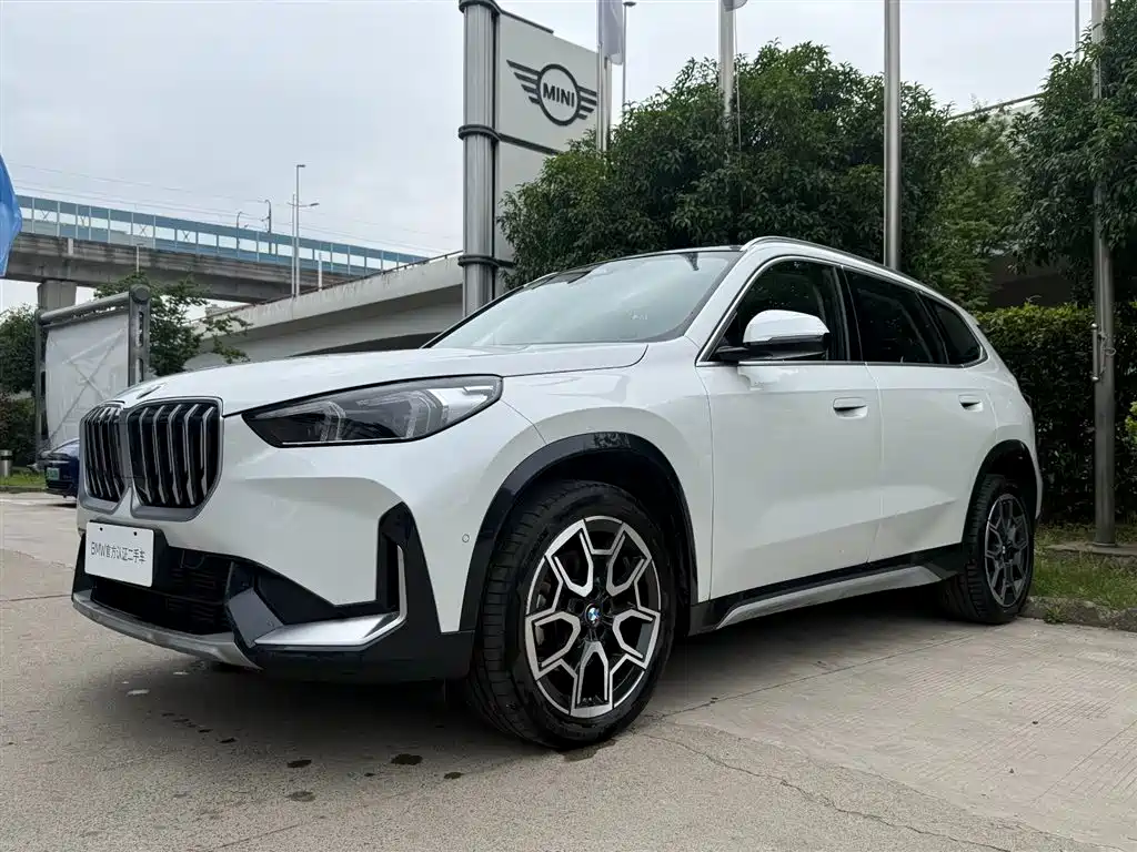 BMW X1 2025 — фото 1