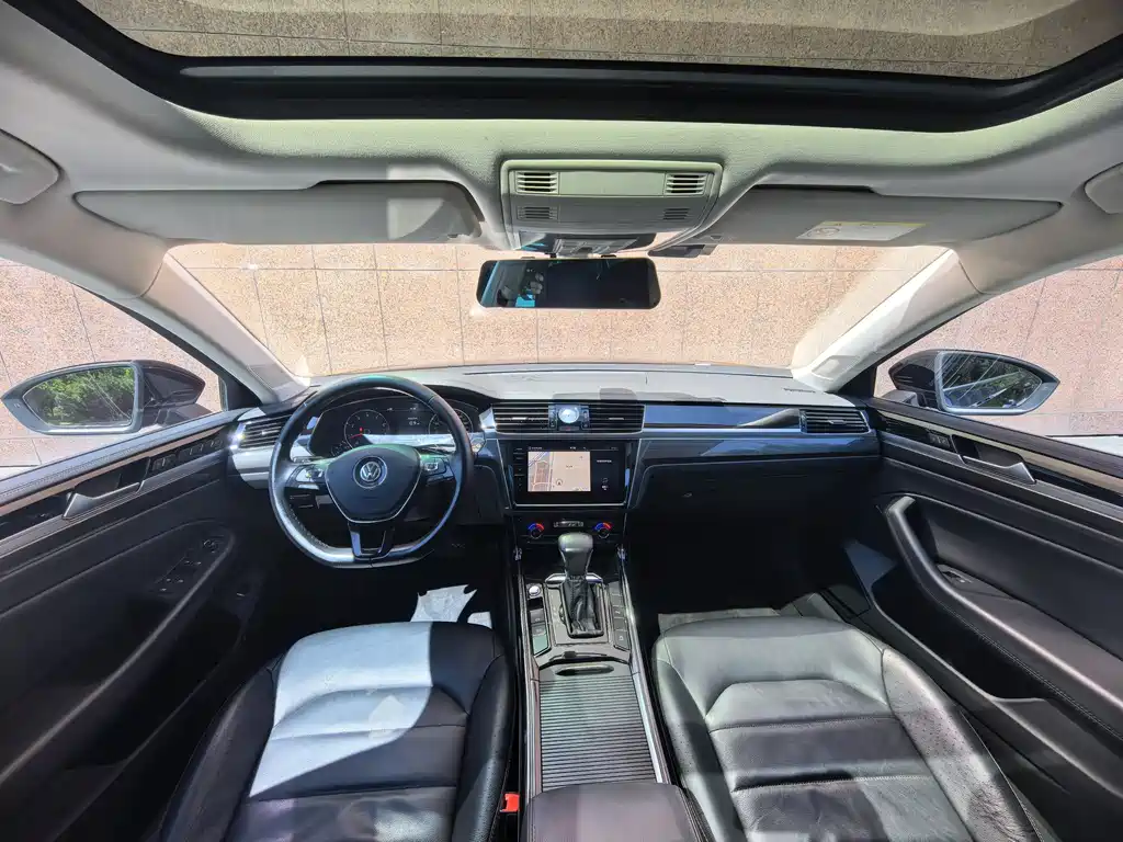 Volkswagen Phideon 2018 — фото 16
