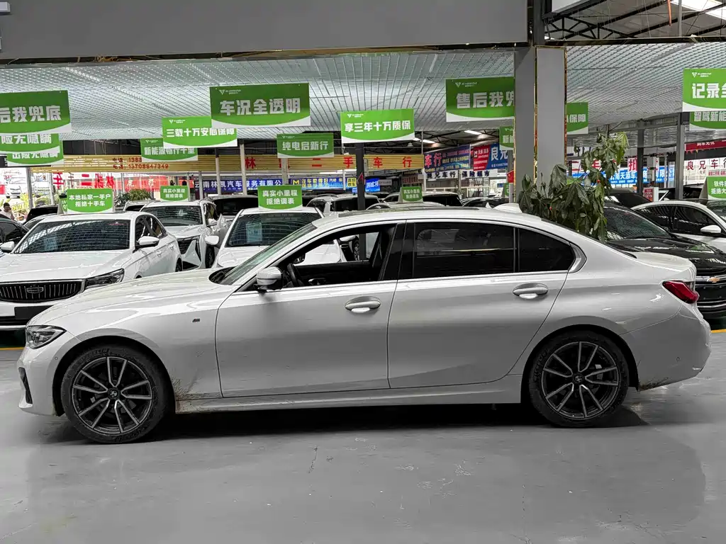 BMW 3 Series 2021