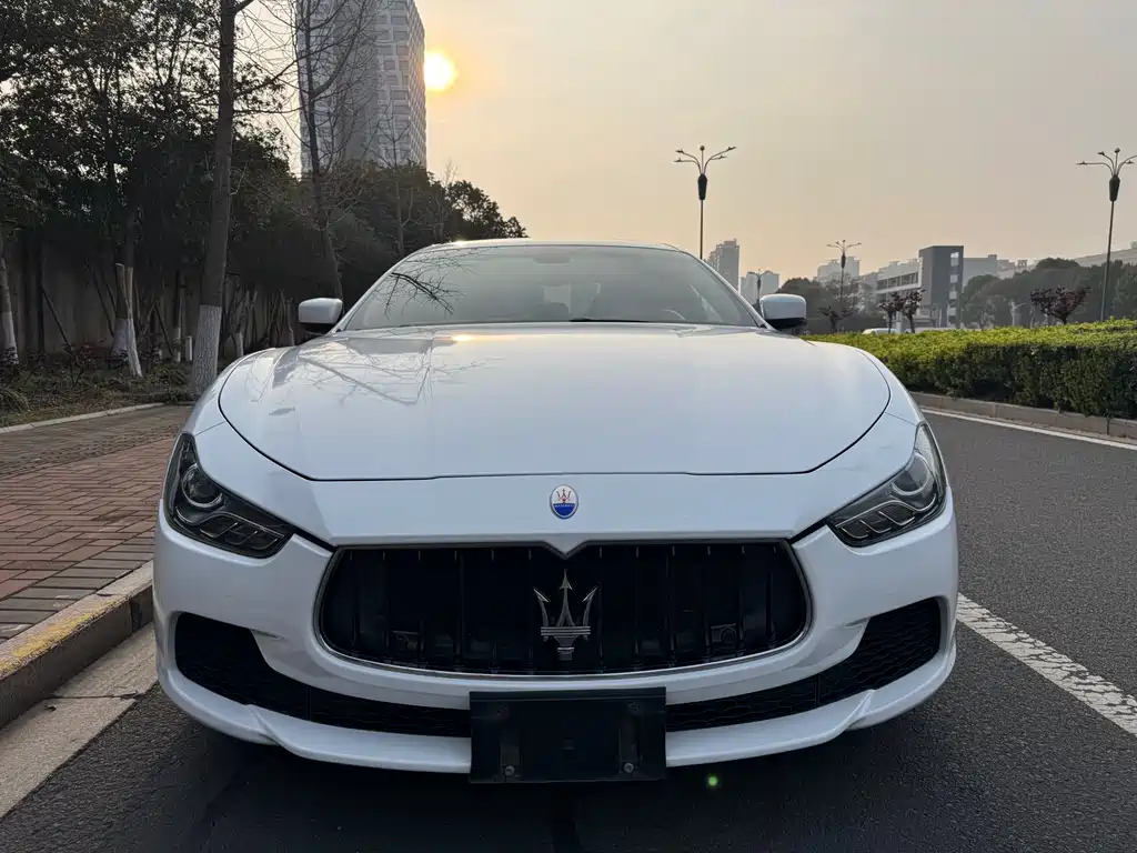 Maserati Ghibli 2015