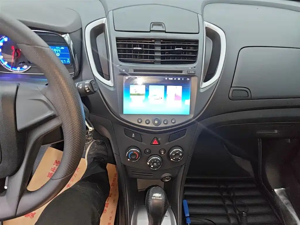 Chevrolet Trax 2015 — фото 13