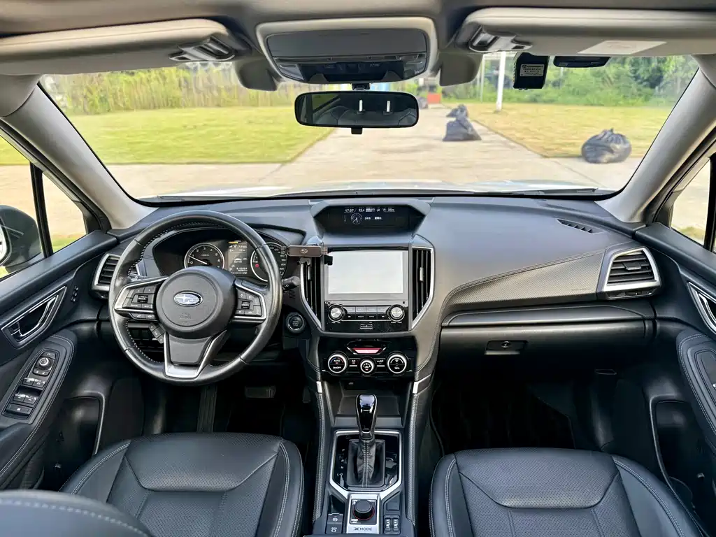 Subaru Forester 2020 — фото 17