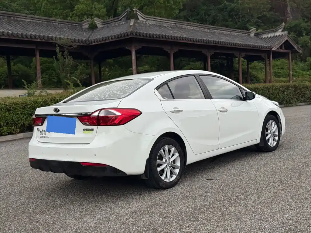 Kia K3 2016