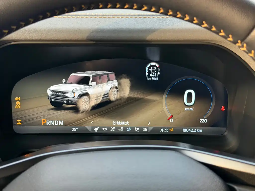 Ford Bronco 2025 — фото 19