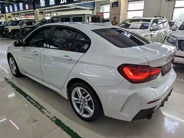 BMW 1 Series 2023