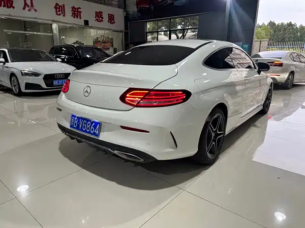 Mercedes-Benz C-Class 2020