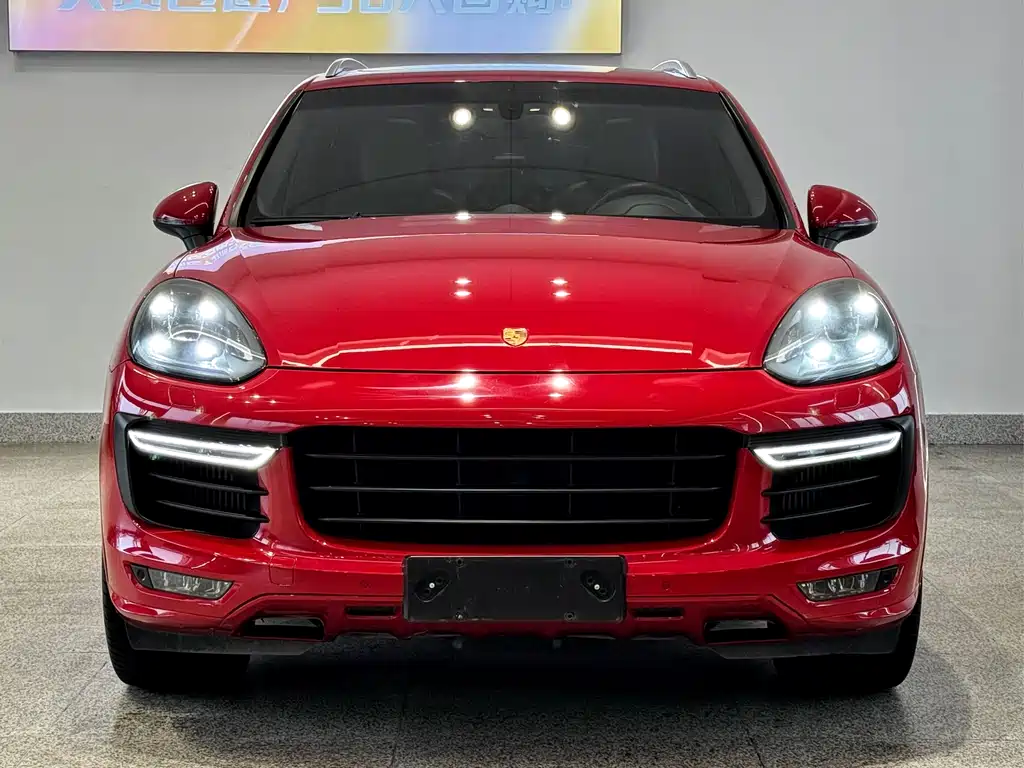 Porsche Cayenne 2016 — фото 2