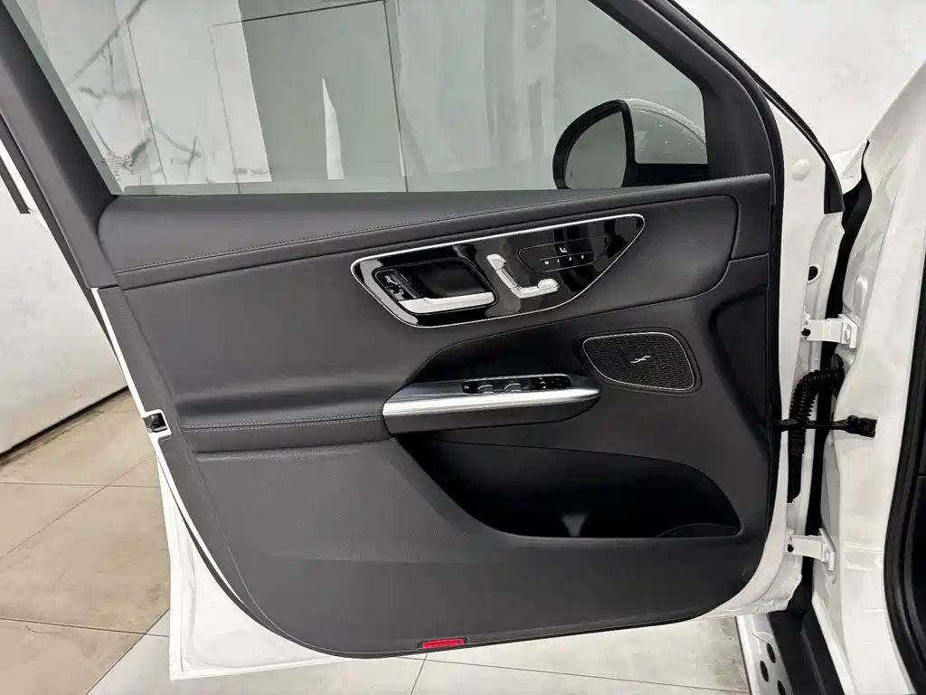 Mercedes-Benz GLC 2023 — фото 11