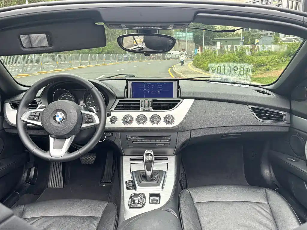 BMW Z4 2014 — фото 8