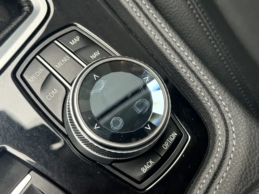 BMW 1 Series 2018 — фото 23