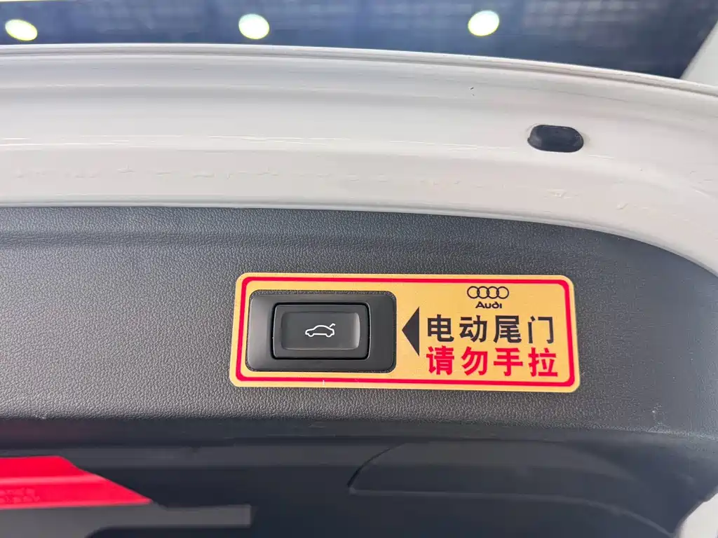 Audi A3 2022 — фото 20