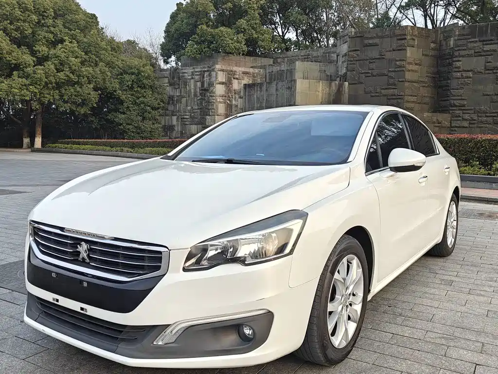 Peugeot 508 2016 — фото 1