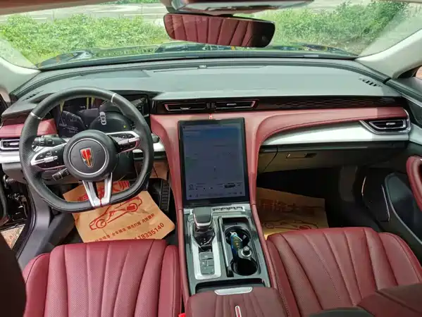 Hongqi H5 2025