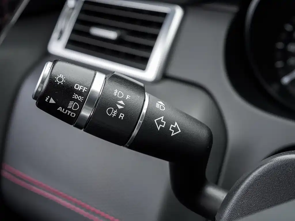 Land Rover Discovery Sport 2019 — фото 34