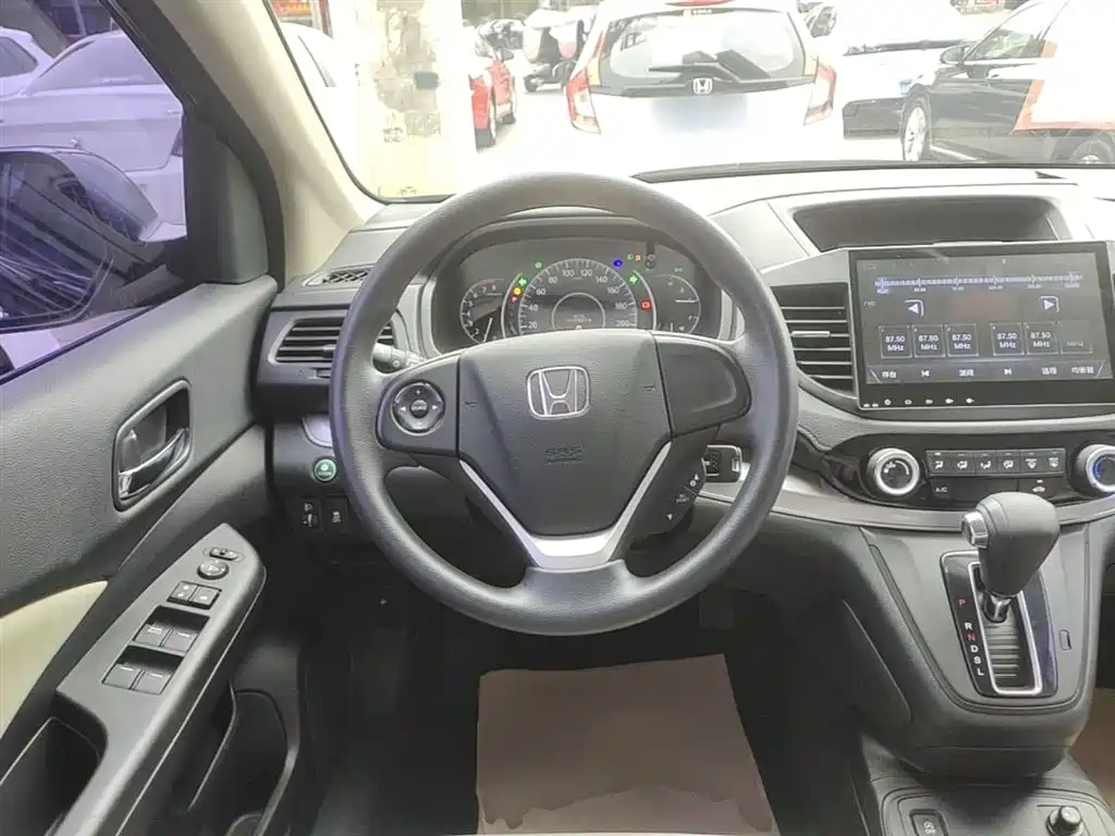 Honda CR-V 2015 — фото 11