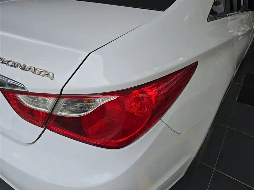 Hyundai Sonata 2016 — фото 8