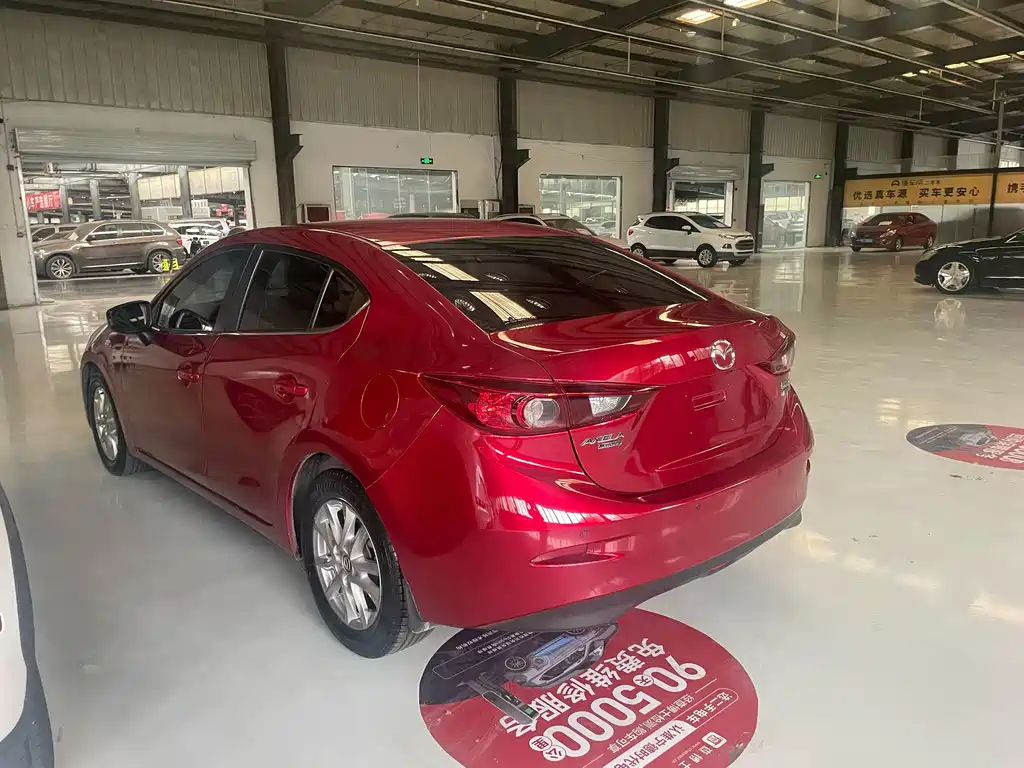 Mazda 3 Axela 2015