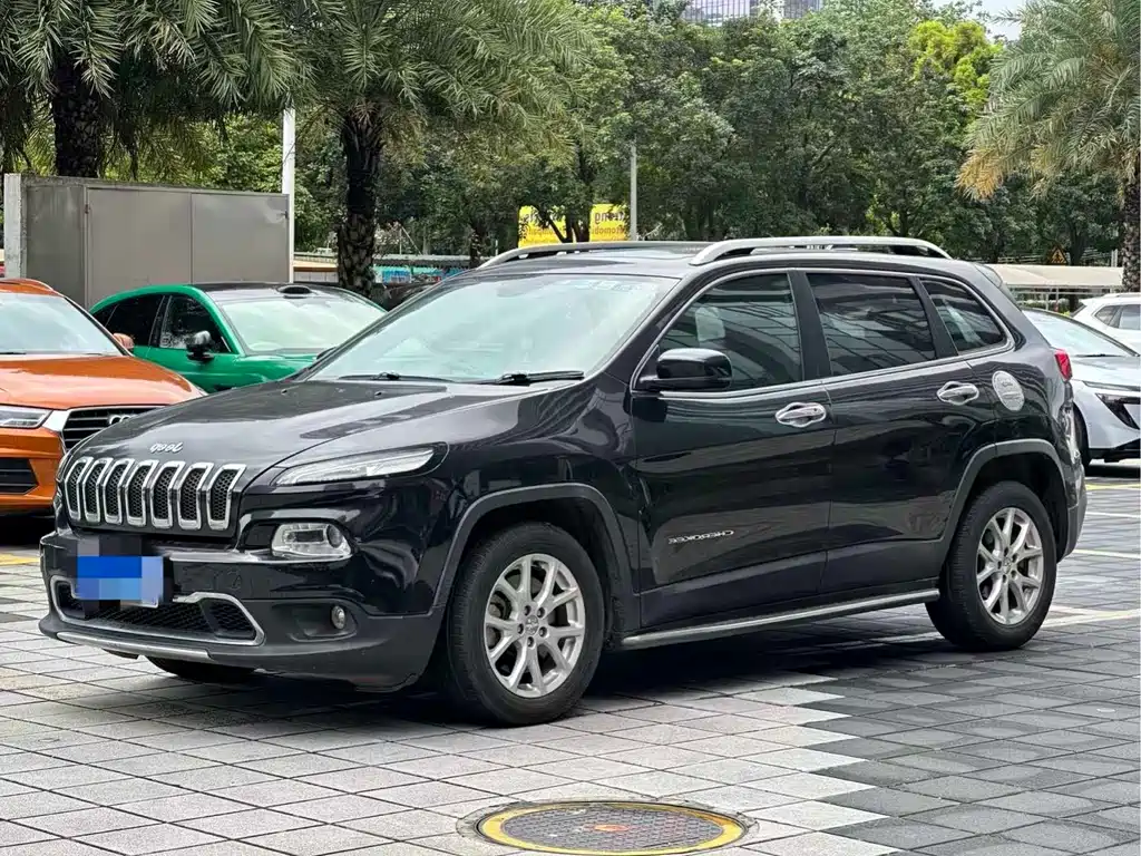 Jeep Cherokee 2018 — фото 2