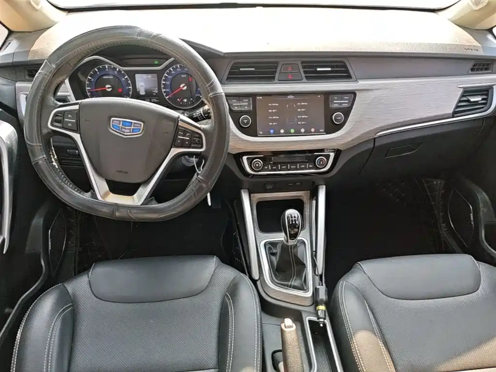 Geely Vision X3 2019 — фото 10