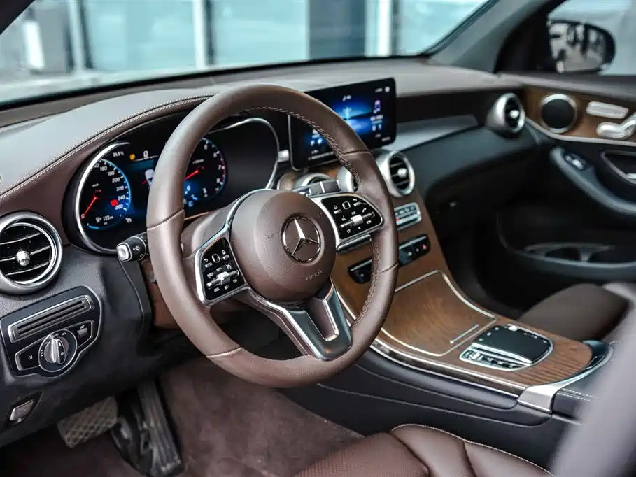 Mercedes-Benz GLC 2022 — фото 14
