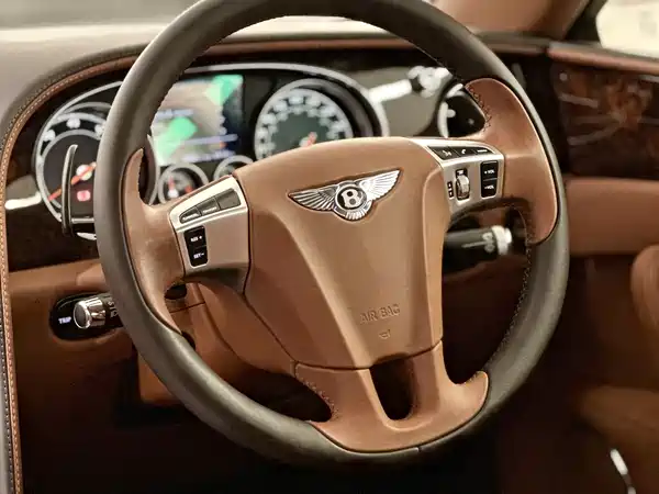 Bentley Flying Spur 2015