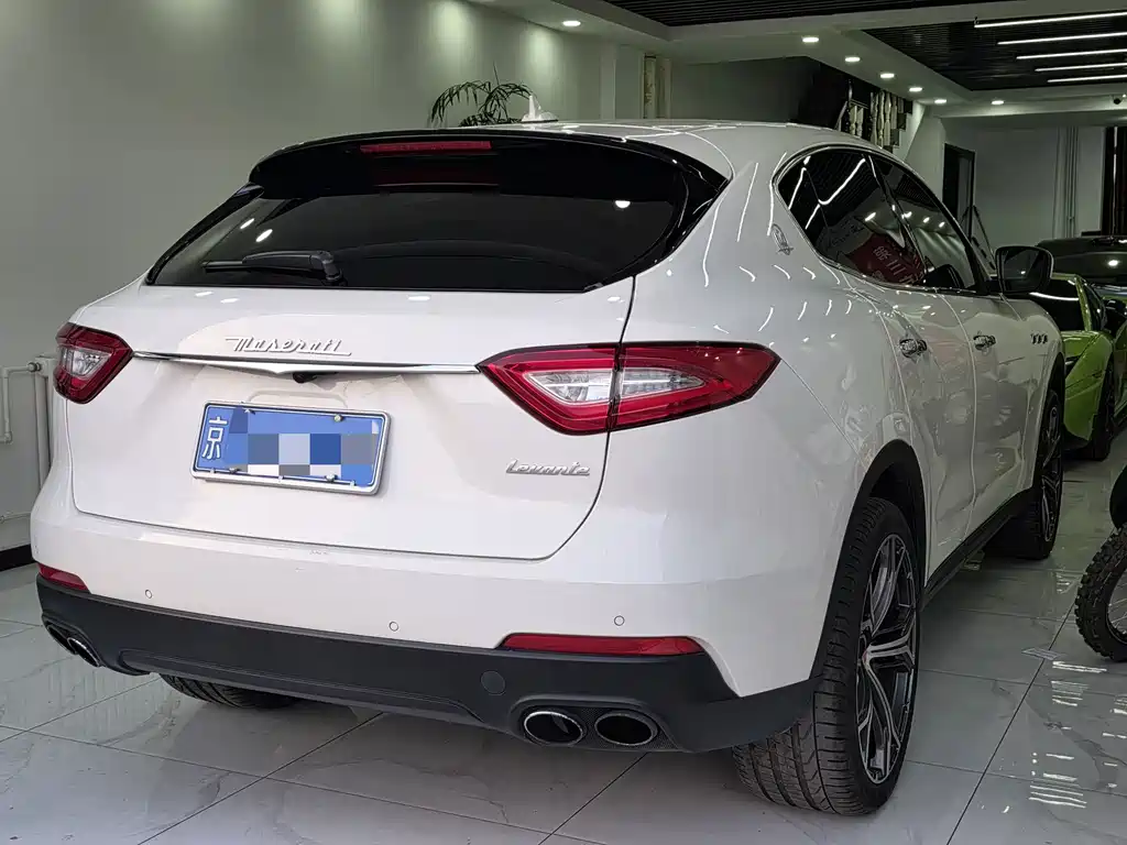 Maserati Levante 2017 — фото 5