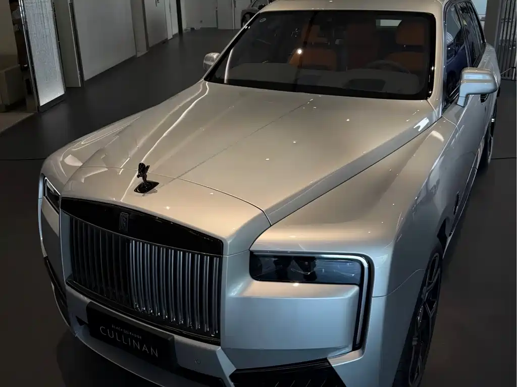 Rolls-Royce Cullinan — фото 2