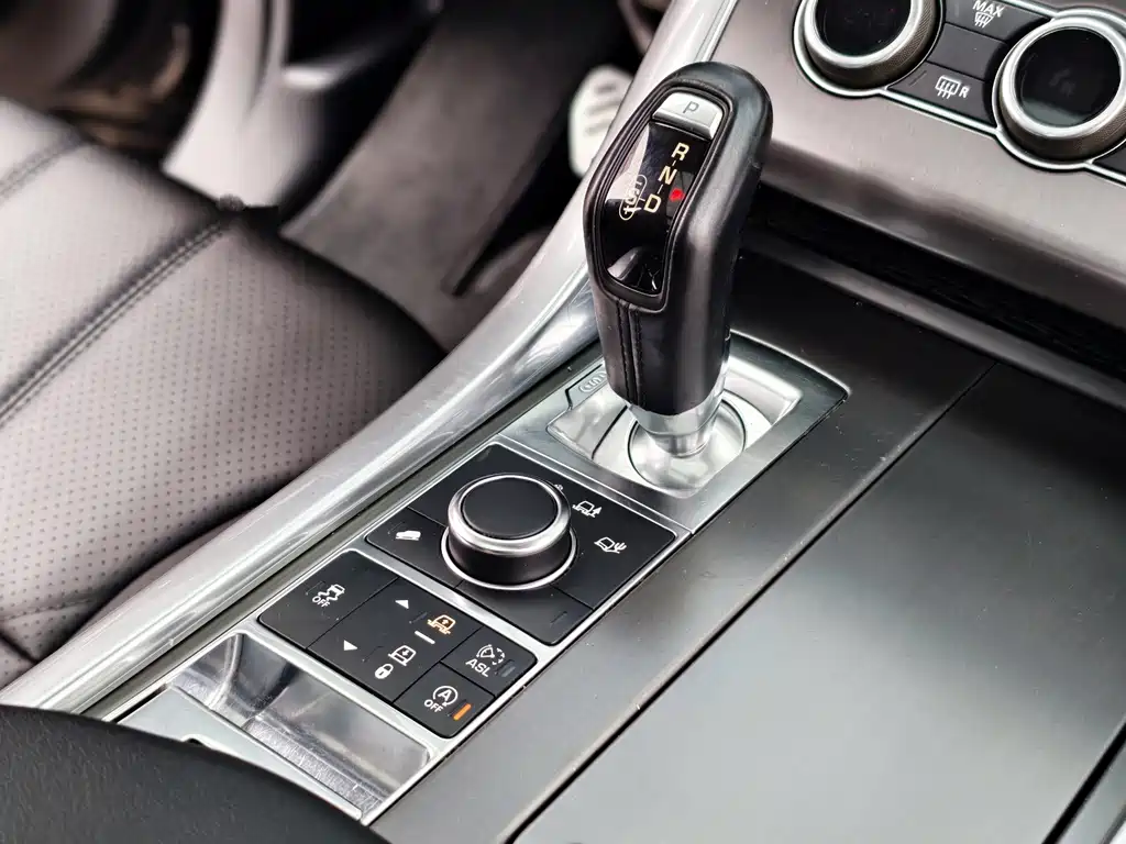 Land Rover Range Rover Sport 2017 — фото 15