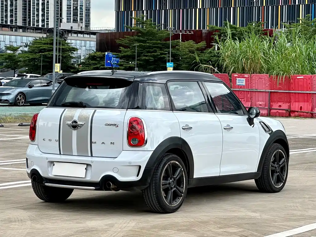 MINI Countryman 2013