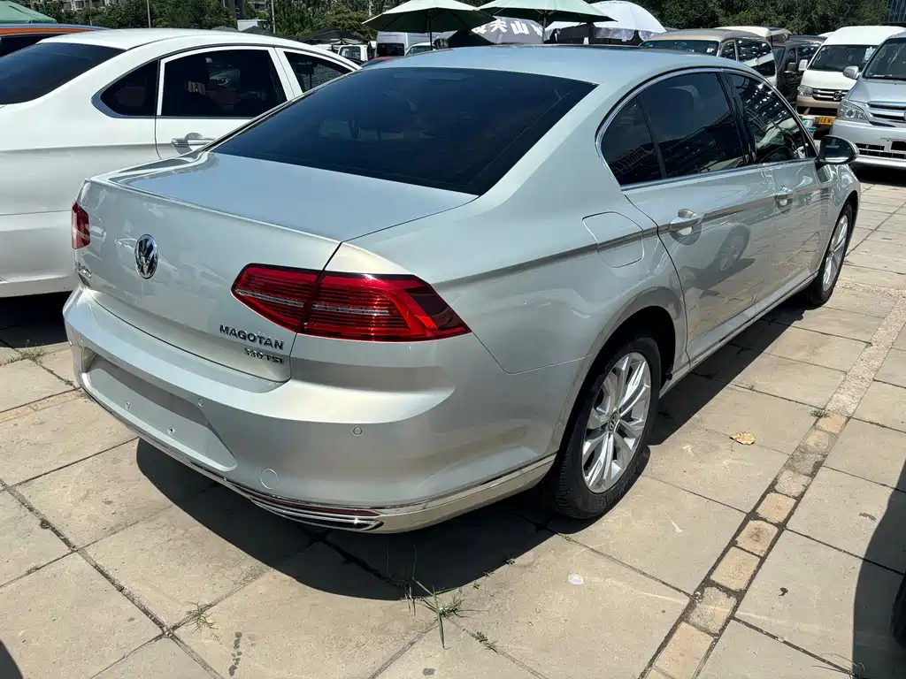 Volkswagen Magotan 2017