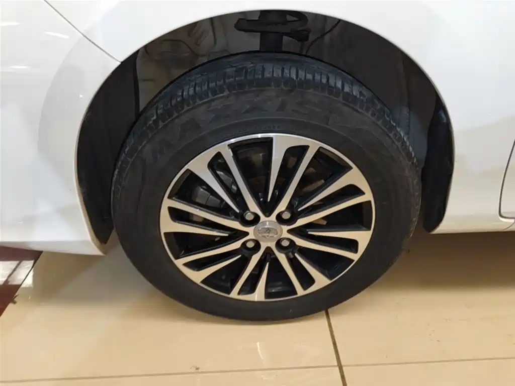 Toyota Vios FS 2022 — фото 23