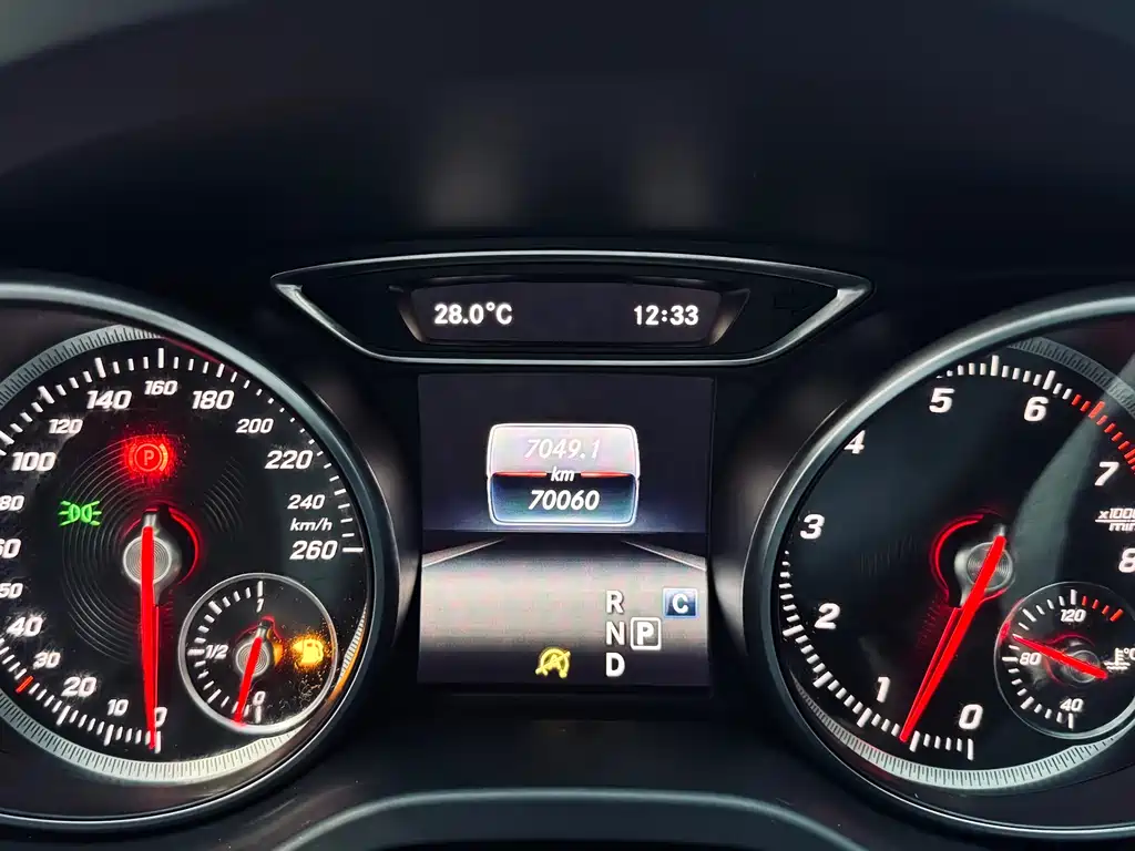 Mercedes-Benz CLA 2018 — фото 19