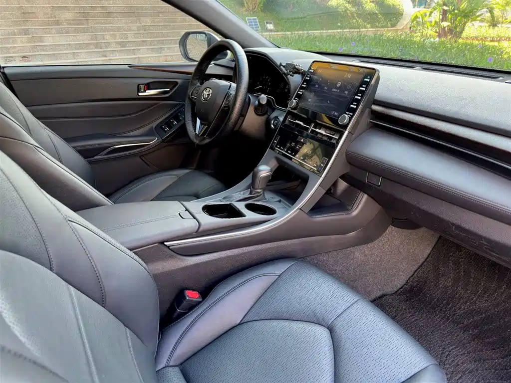 Toyota Avalon 2020 — фото 12