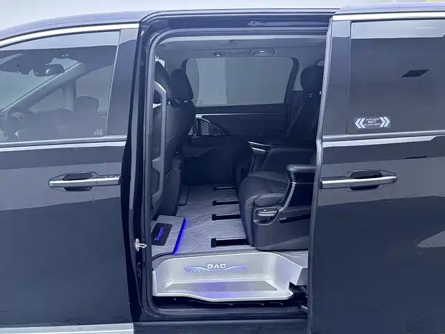 GAC Trumpchi M8 2025 — фото 14