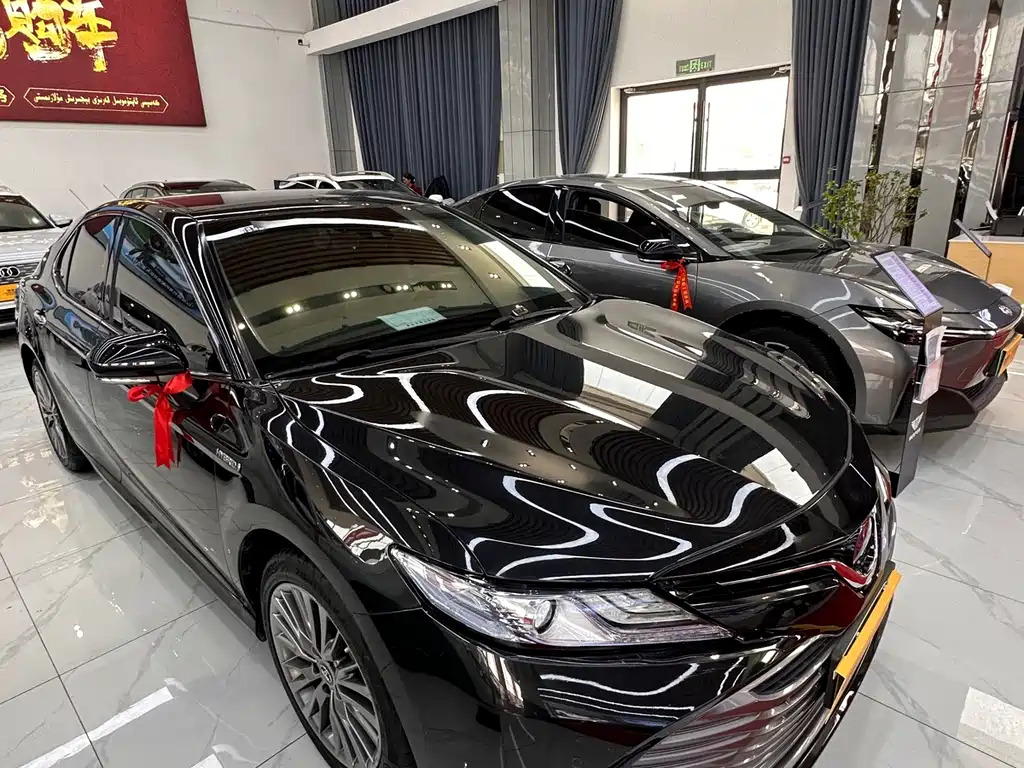 Toyota Camry 2020 — фото 14