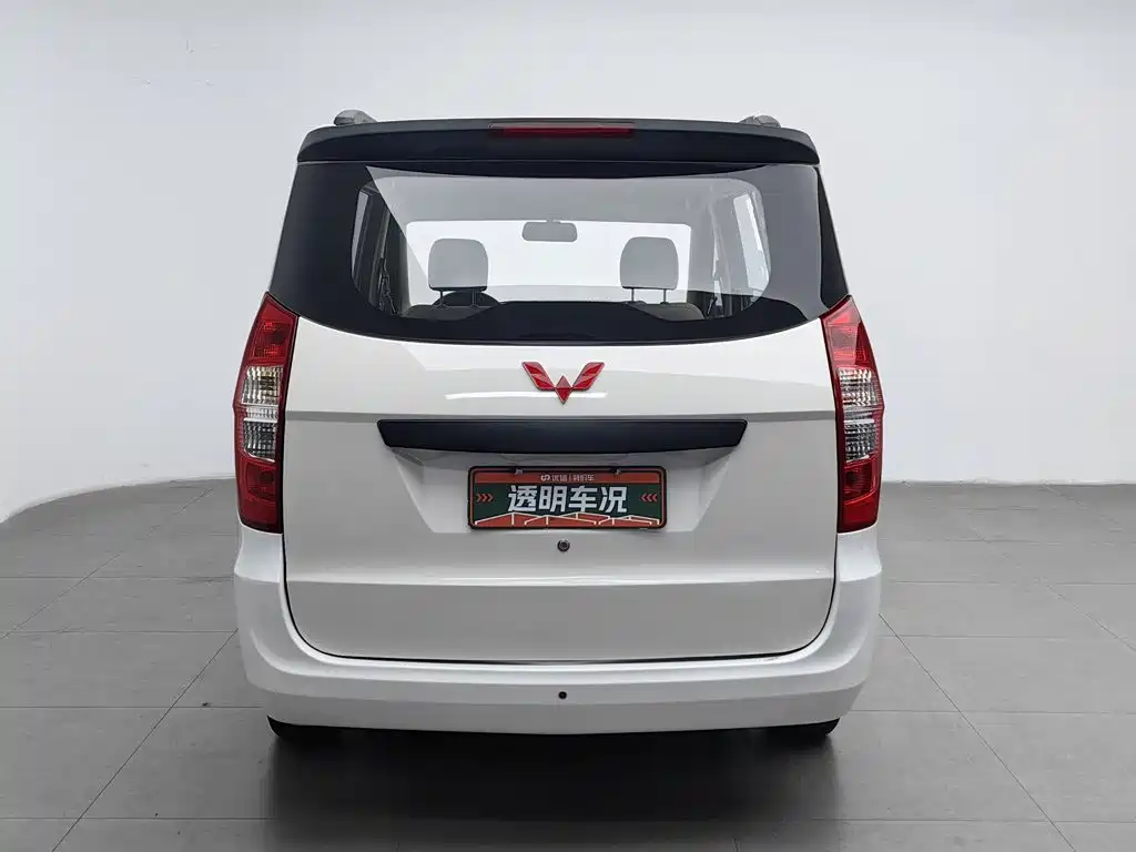 Wuling Hongguang 2016 — фото 4