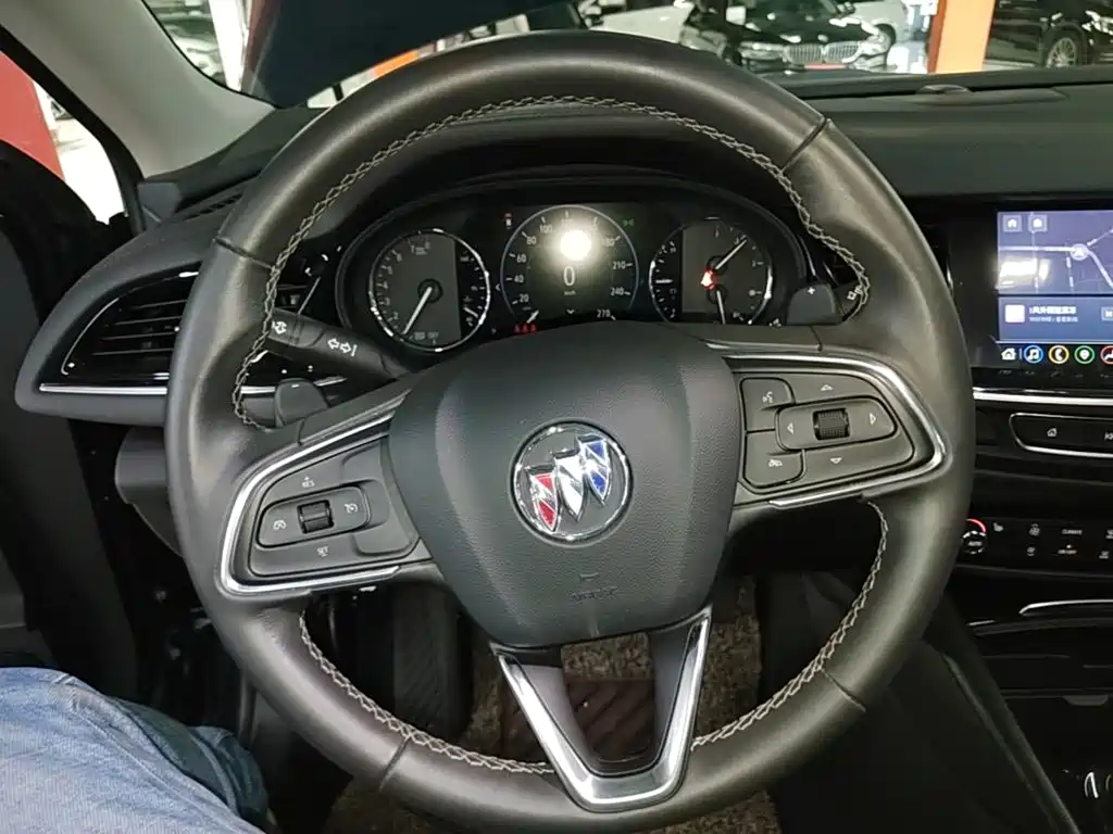Buick Regal 2021 — фото 11